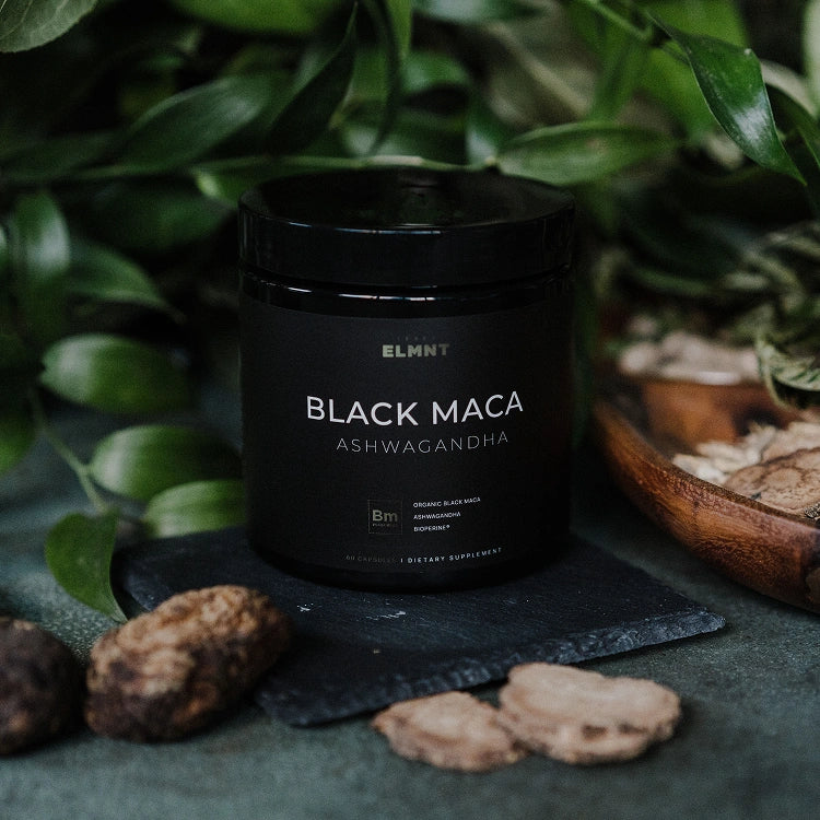 TERRA ELMNT Black Maca capsules close up